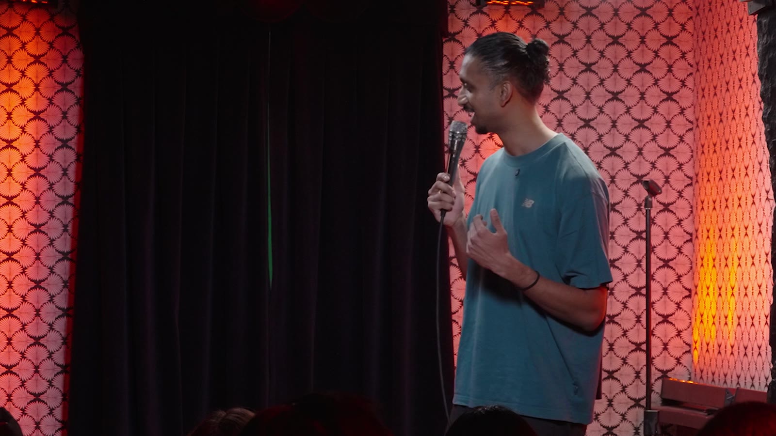 Rah Nimmy performing The Talking Stage in Mexico City
